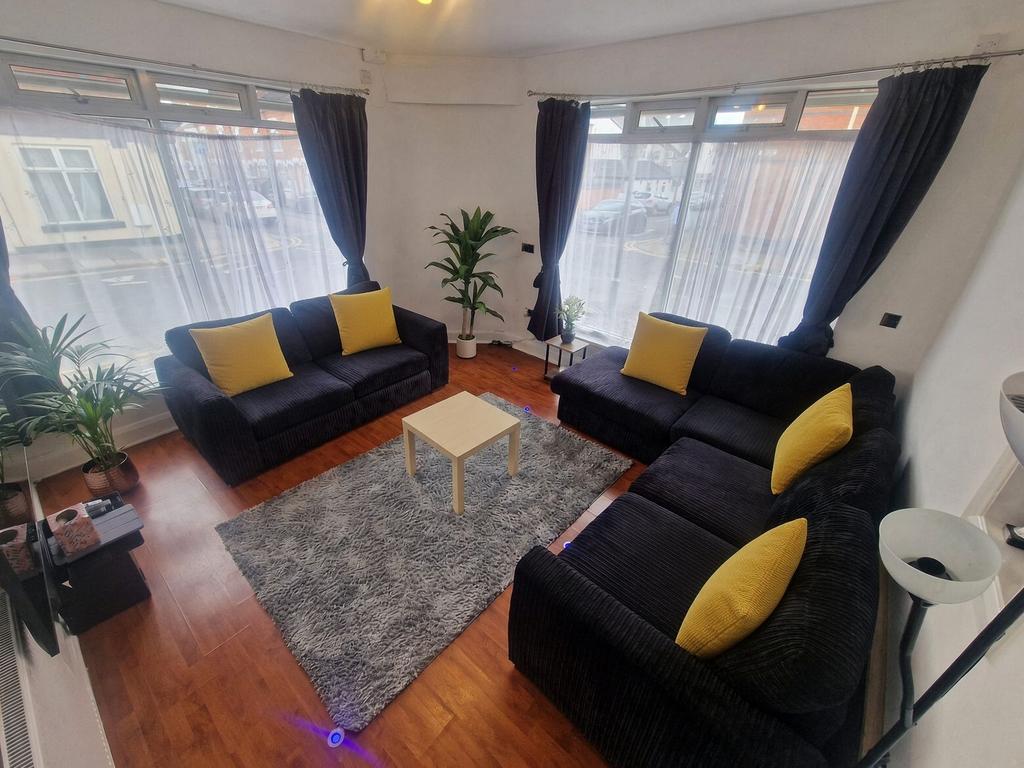 House in Leicester - View 3