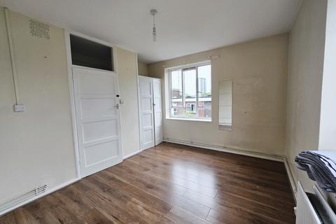 undefined, Iron Mill Road, London SW18