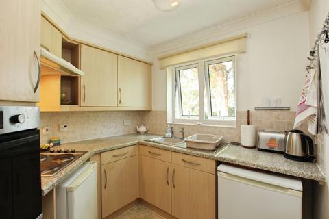 1 bedroom apartment for sale, Stanley Court, St Marychurch TQ1
