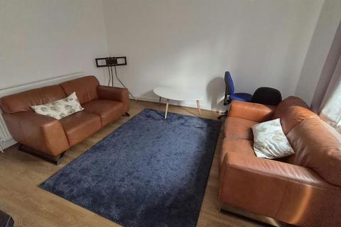 2 bedroom house to rent, Thornville Avenue, Leeds