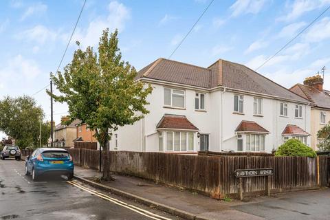 3 bedroom semi-detached house to rent, Chestnut Avenue, Headington, OX3