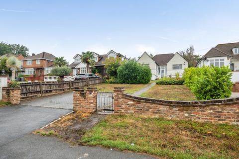 3 bedroom bungalow for sale, Middle Road, Denham