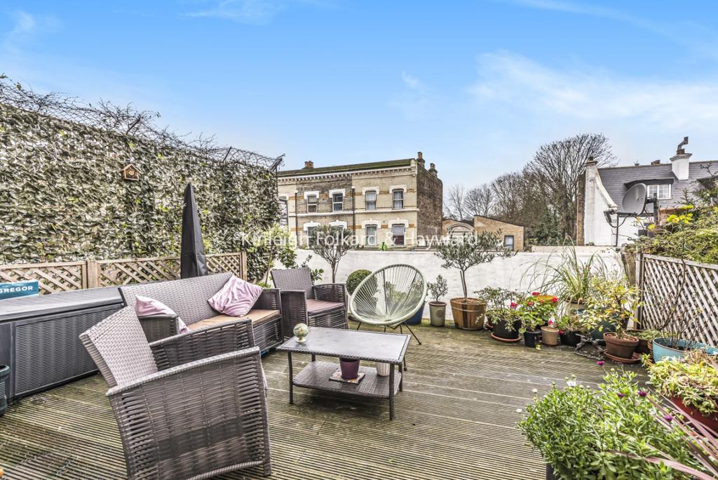 Apartment in London - View 2