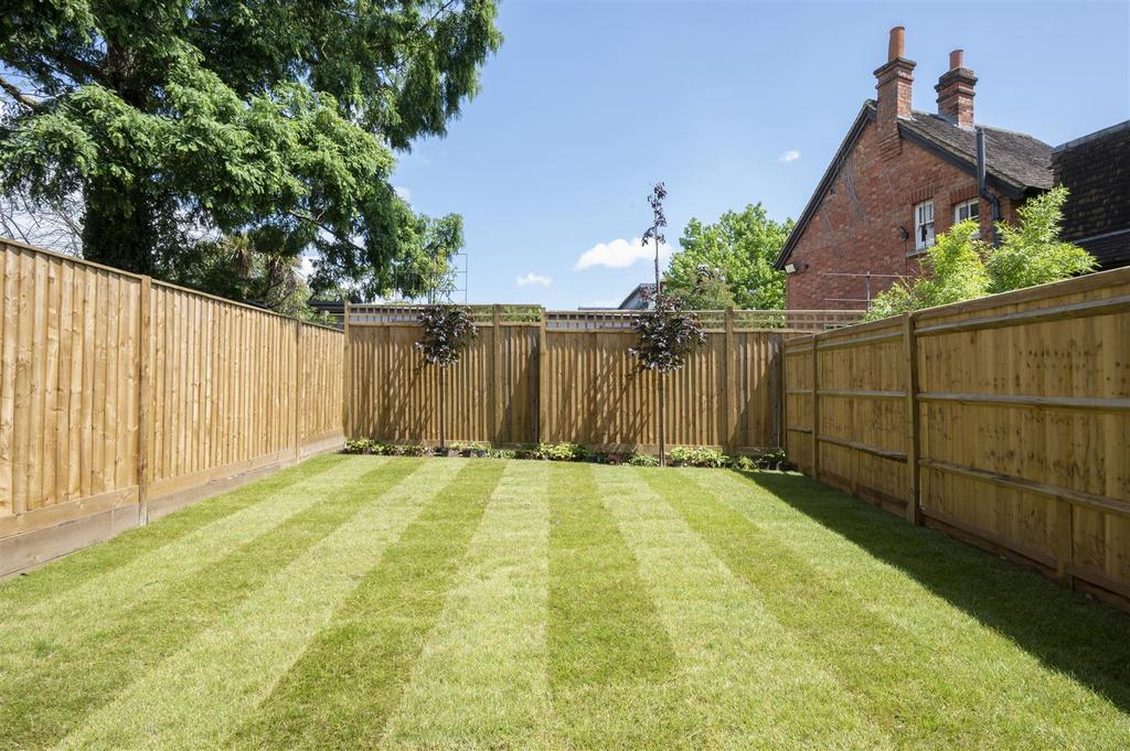 House in West Wimbledon - View 3