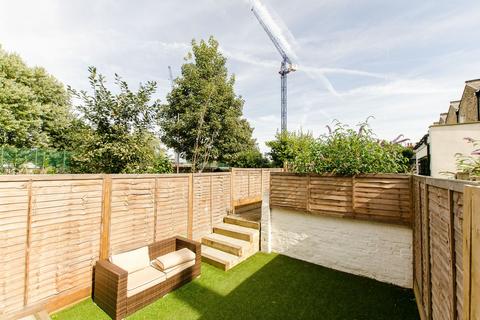 3 bedroom house for sale, White Horse Road, Stepney, London, E1