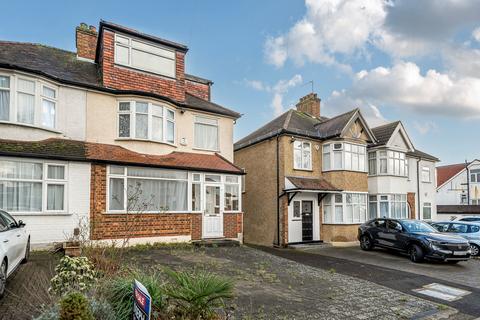Stoneyfields Lane, Edgware, HA8