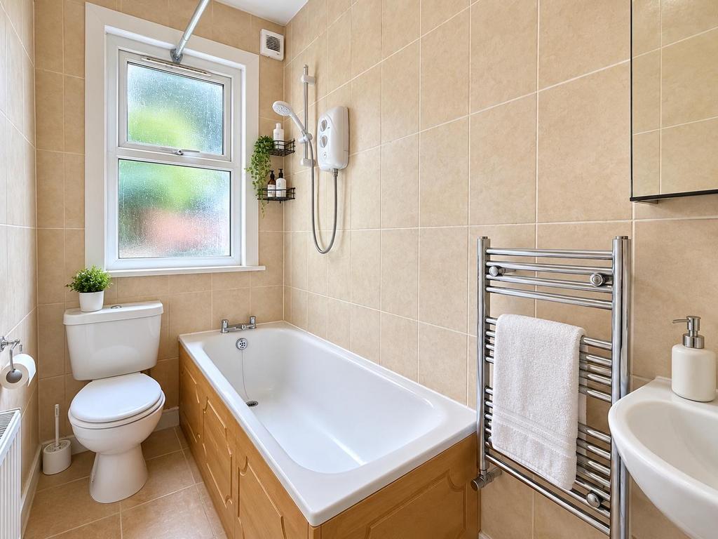 Apartment in London - View 2