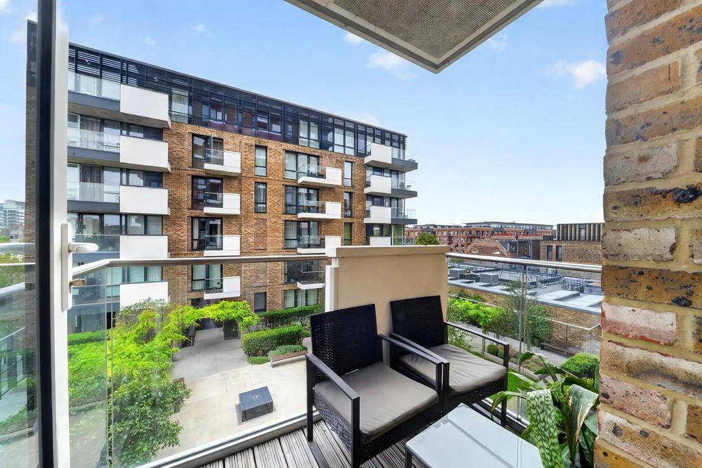 Apartment in London - View 4
