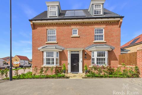 4 bedroom detached house for sale, Sanderling Grove, North Yorkshire YO22