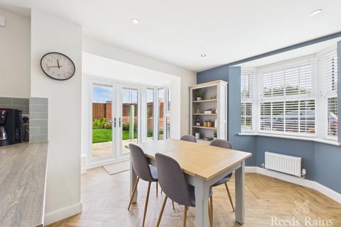 4 bedroom detached house for sale, Sanderling Grove, North Yorkshire YO22