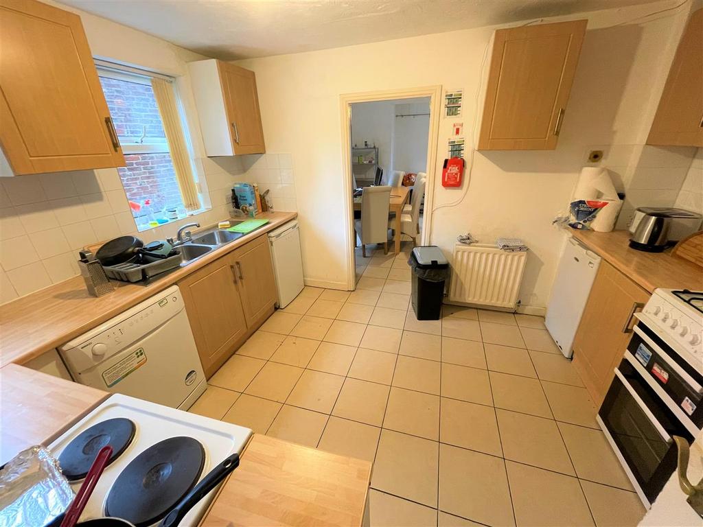 House in Manchester, Withington - More