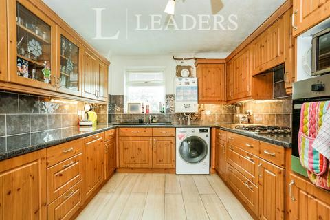 3 bedroom semi-detached house to rent, Culford Walk, Felixstowe, IP11