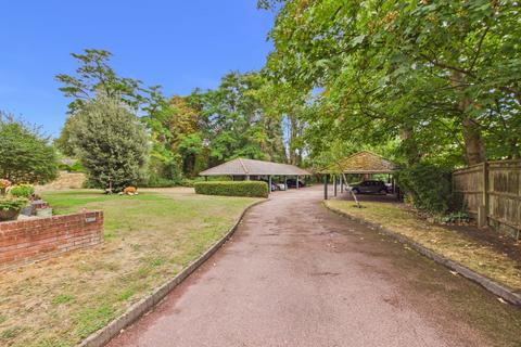 1 bedroom flat to rent, Ray Park Avenue, Maidenhead, Berkshire, SL6