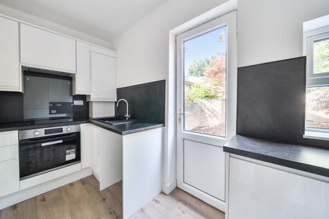 2 bedroom flat for sale, Lawrie Park Road, London, SE26