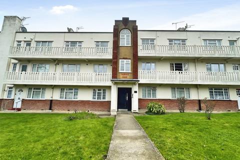 2 bedroom apartment to rent, Princes Drive, Warwick Court Princes Drive, HA1