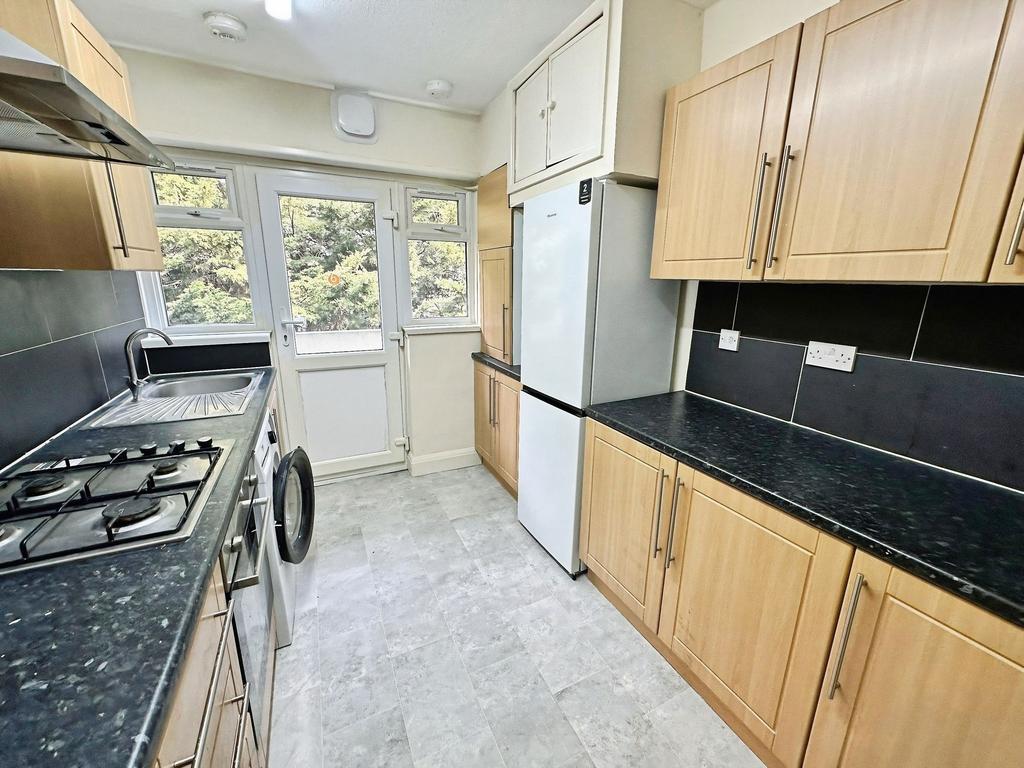 Apartment in Harrow - View 2
