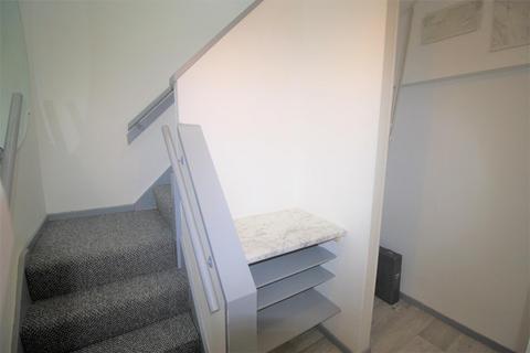 2 bedroom flat to rent, Ryefields Road, Stoke Prior, Bromsgrove
