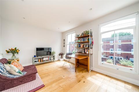 1 bedroom flat for sale, Clifden Road, London, E5