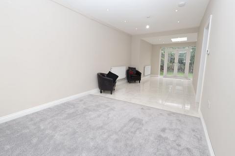 3 bedroom semi-detached house for sale, Kings Road, Stretford, M32