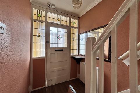 3 bedroom house to rent, Wrexham Avenue, Walsall, WS2