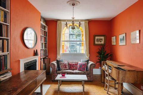 3 bedroom terraced house for sale, Mare Street, London, E8