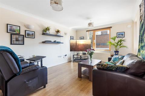 1 bedroom flat for sale, Painter House, Whitechapel, E1