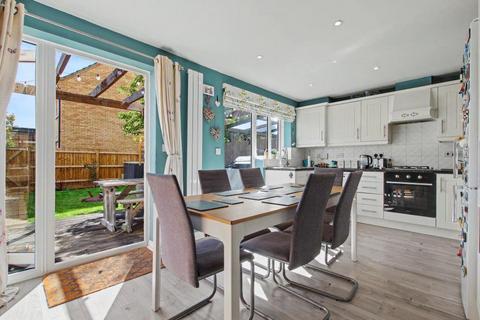 4 bedroom townhouse for sale, Teal Avenue, Ely CB7