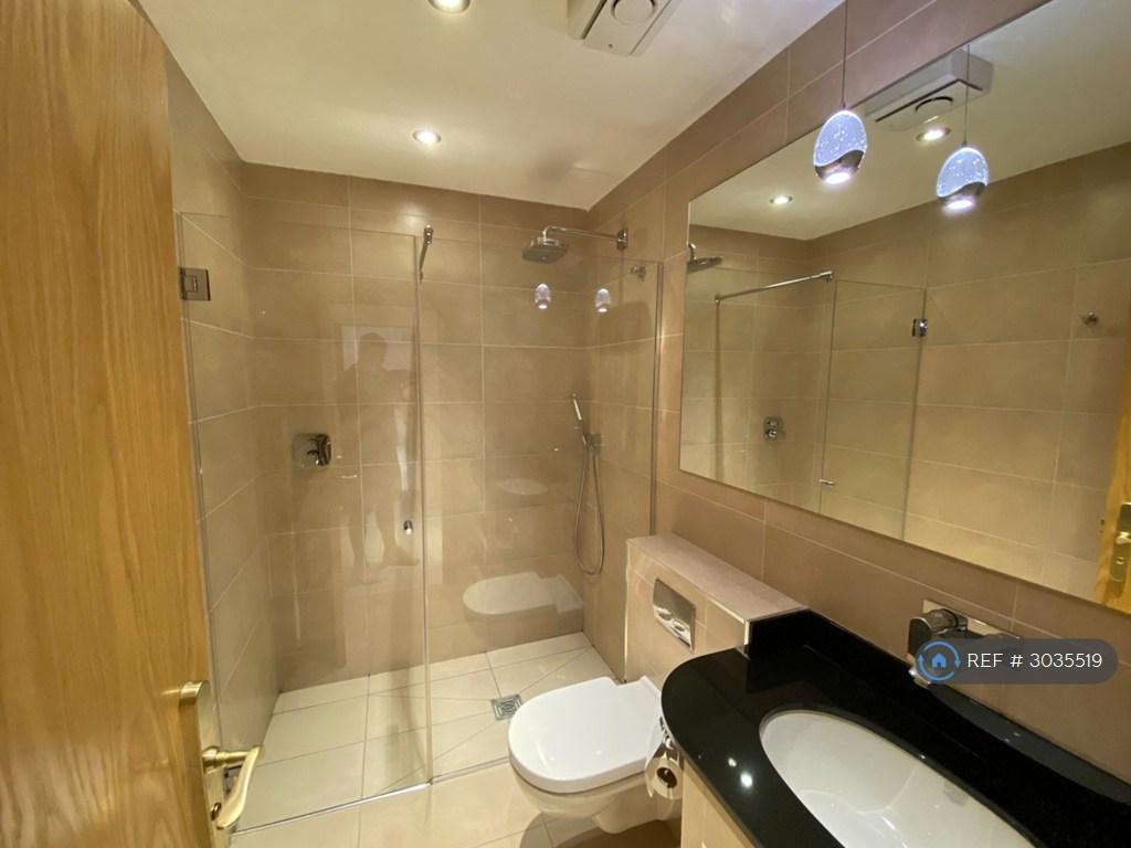 Apartment in Leeds - View 2