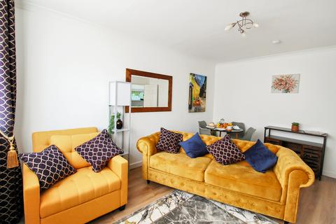 undefined, Hadmans Close, Horsham