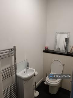 2 bedroom flat to rent, Avon Street, Hamilton, ML3