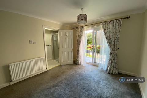 3 bedroom flat to rent, Liberton, Edinburgh, EH16