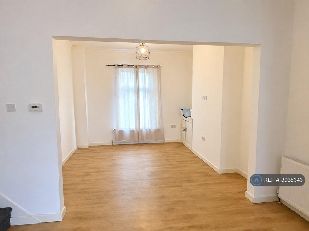 House in Manchester - View 2
