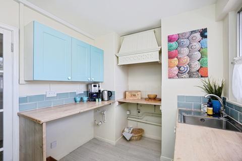 2 bedroom flat for sale, The Gateway, Dover, Kent, CT16