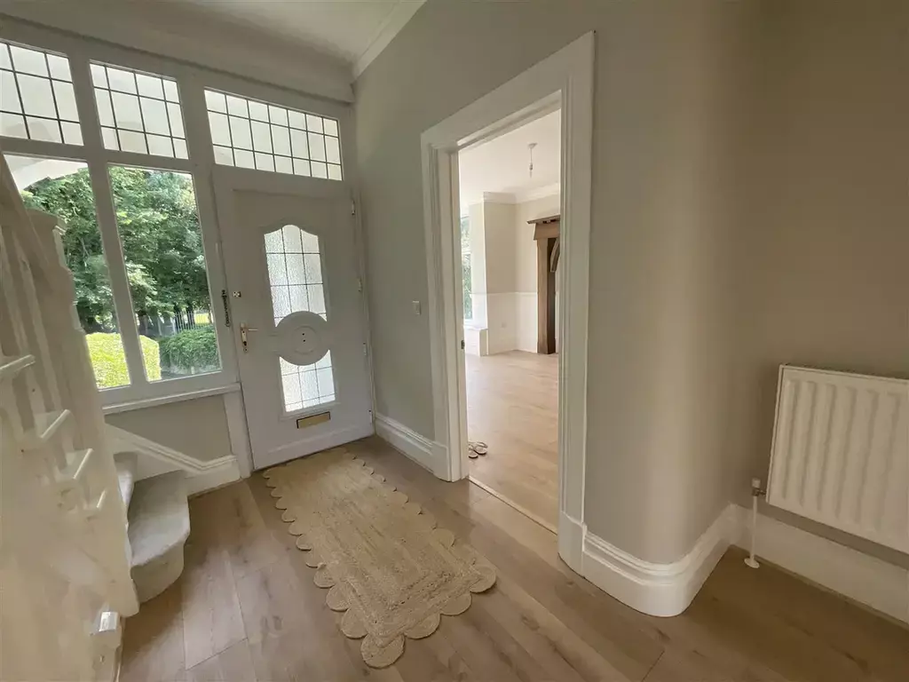 House in Llanelli - View 3