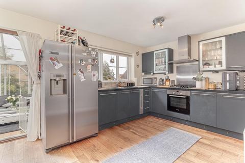 4 bedroom detached house for sale, Trefoil Drive, Killinghall, Harrogate