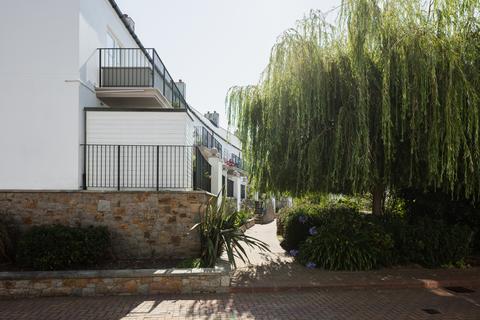 2 bedroom apartment for sale, Rue Horman, Grouville, Jersey