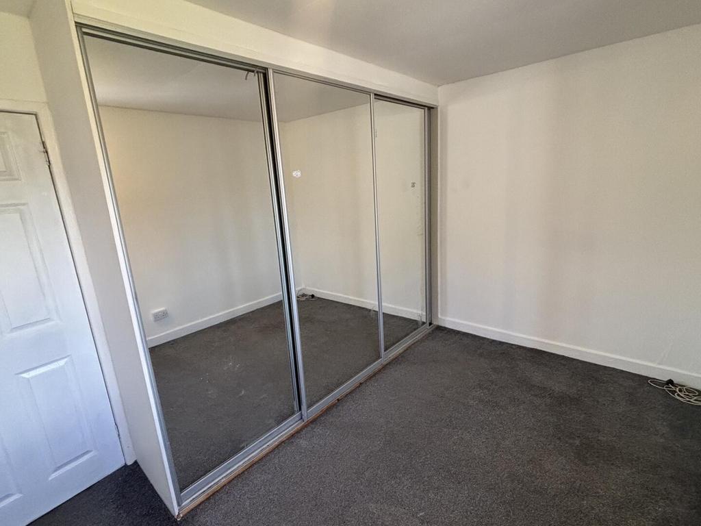 Apartment in Glasgow - View 4