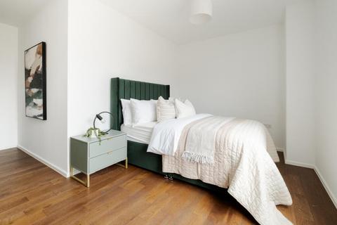 2 bedroom flat to rent, 39, Gransden Avenue E8
