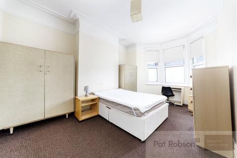 undefined, Kelvin Grove, Newcastle Upon Tyne NE2