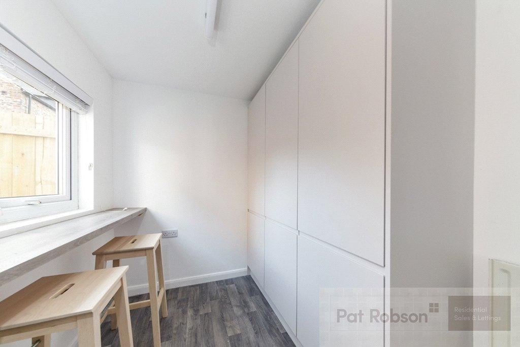 House in Newcastle Upon Tyne - More