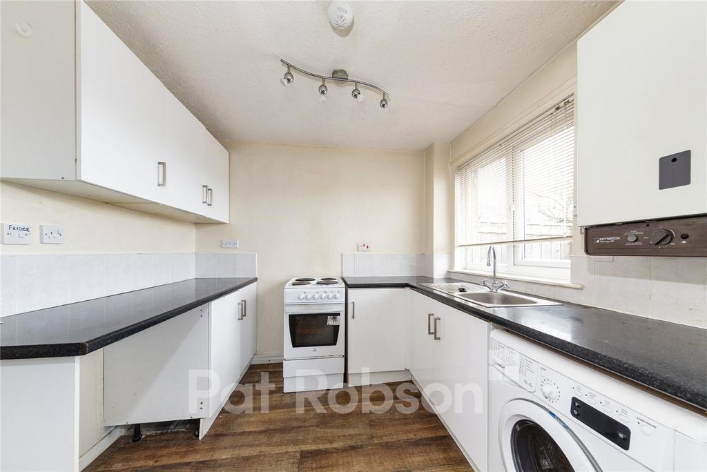 House in Newcastle Upon Tyne - View 5