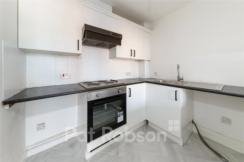Apartment in Newcastle Upon Tyne - View 5