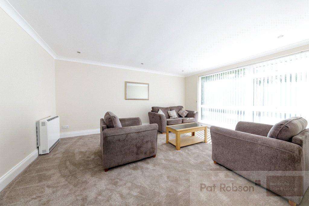 Apartment in Newcastle Upon Tyne - More