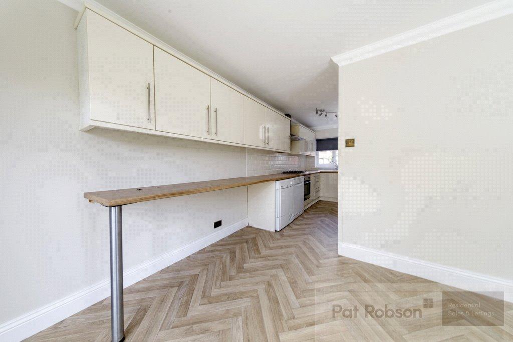 House in Newcastle Upon Tyne - More