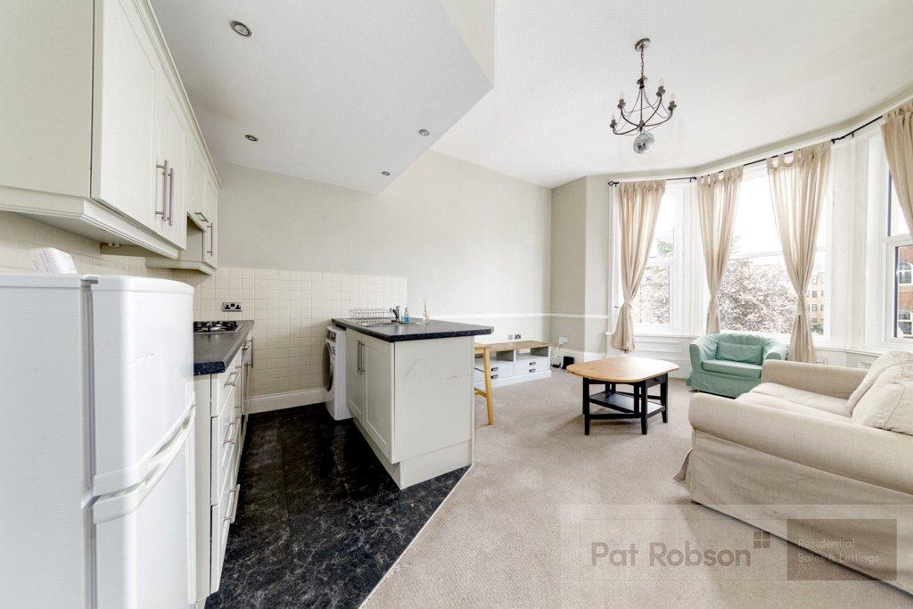 Apartment in Newcastle upon Tyne, Jesmond - View 2