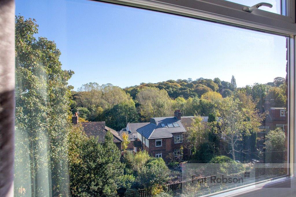 Apartment in Newcastle upon Tyne, Tyne and Wear - View 2