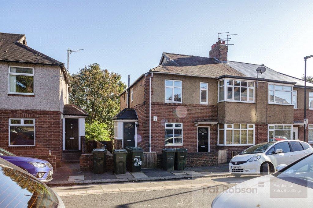 Apartment in Newcastle upon Tyne, Tyne and Wear - View 3