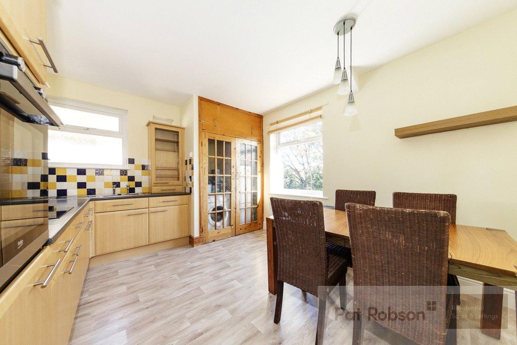 Apartment in Newcastle upon Tyne, Tyne and Wear - View 4