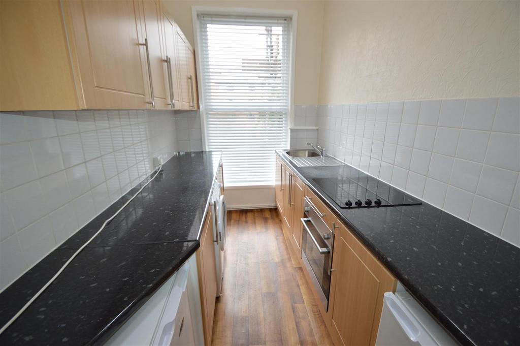 Apartment in Manchester, Withington - View 2