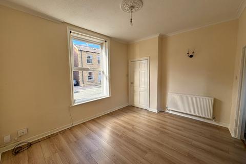 2 bedroom end of terrace house to rent, Wycliffe Street, Ossett, Wakefield, WF5
